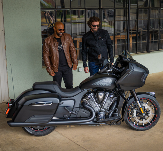 Devora las Curvas. Cualquiera de Ellas.